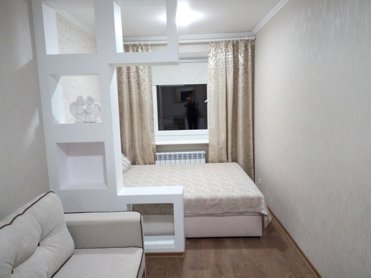 Two-Bedroom Apartment In The Center Хмельницький Екстер'єр фото
